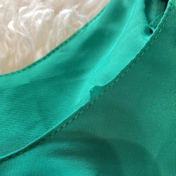 Green blouse with keyhole neckline size 32 - Picture 9 of 9